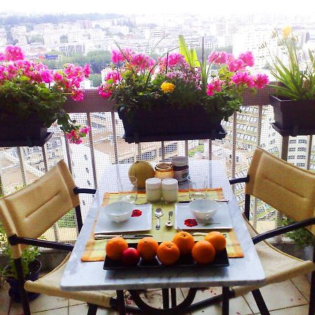 Paris On Top Luaran gambar