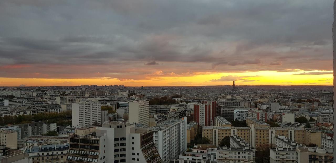 Paris On Top Luaran gambar
